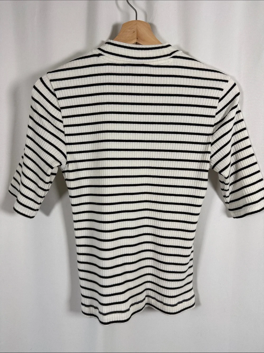 Old Navy Black and White Striped Ribbed Short Sleeve Mock Neck Top